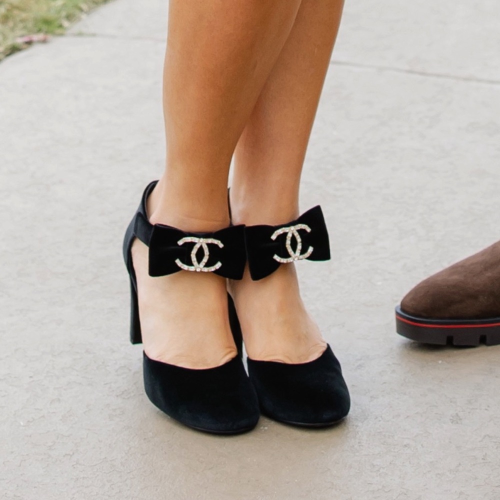 Chanel velvet bow heels